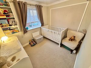 Bedroom- click for photo gallery